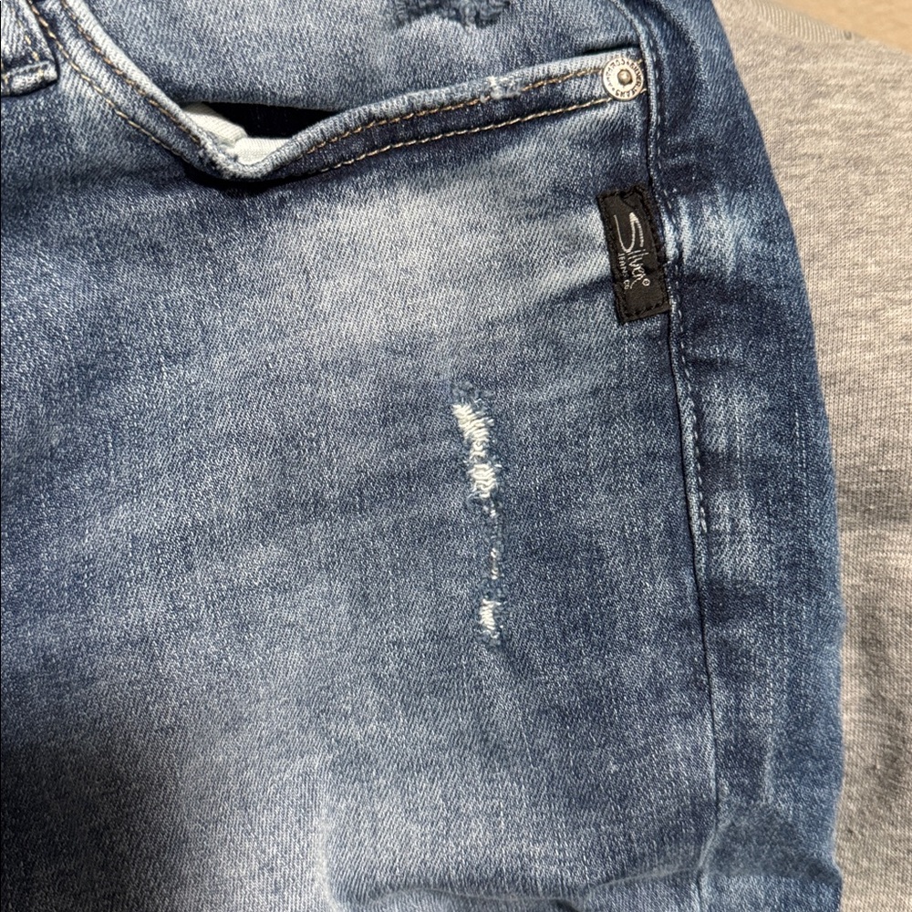 Silver Jeans Distressed Blue Jean Shorts - Picture 3 of 7